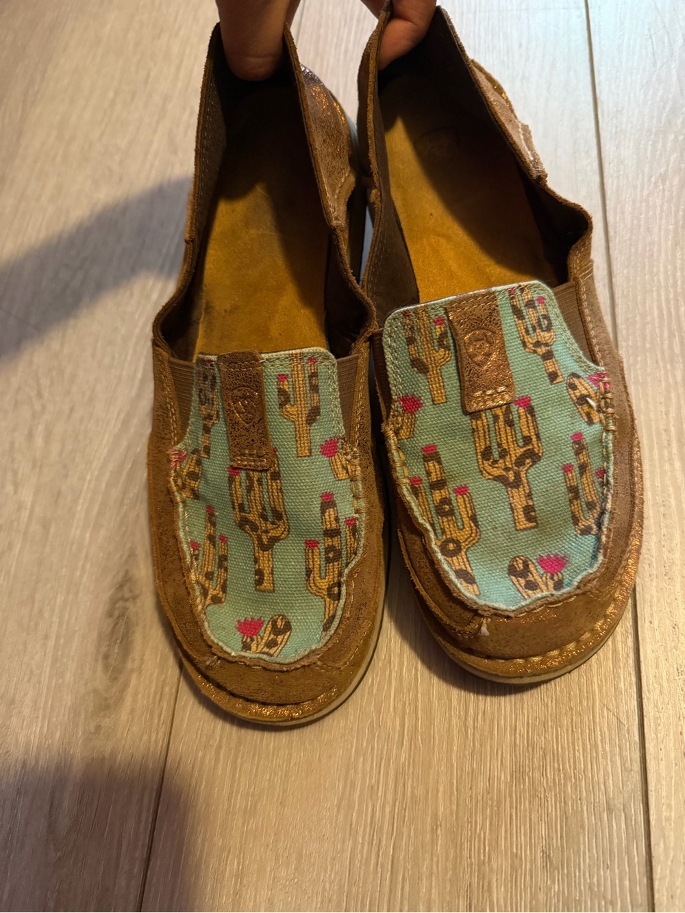 Women Ariat